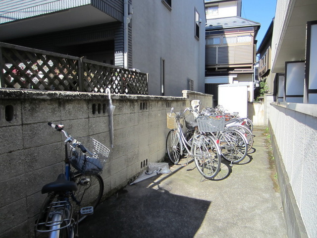 コーポオカダⅠのその他共用部分|駐輪スペースあります☆