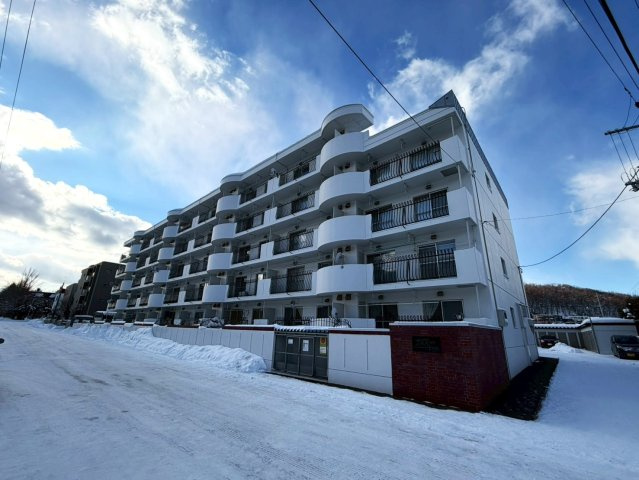 じょうてつ真駒内南町ドエルの外観