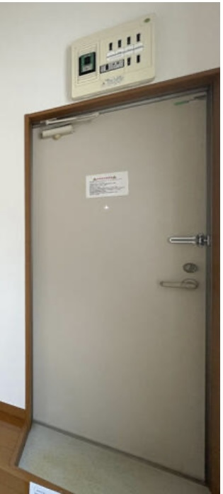 グレースクイーンの玄関