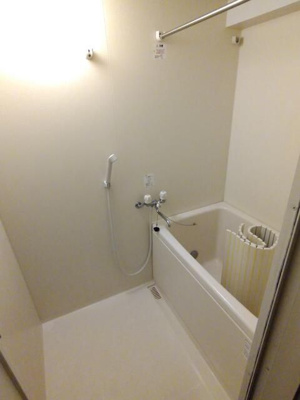 【浴室】 | リバストーン神大寺Ⅶ | 賃貸 神奈川県横浜市神奈川区神大寺１丁目