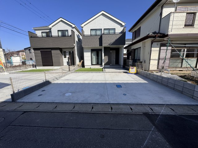 柏市南増尾３丁目新築戸建【土南部小学校：8分】の駐車場|B号棟駐車スペース・並列2台駐車可