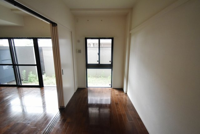 ブライロード西宮の居間・リビング|別部屋イメージ