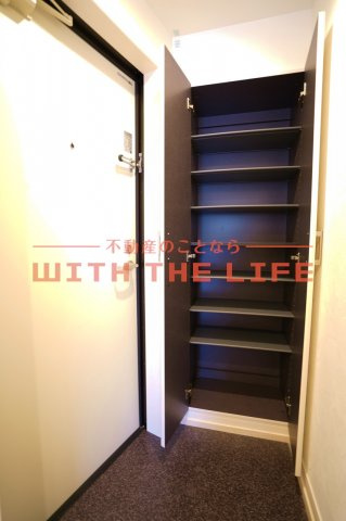 ユーズフォレシア西町【キャッシュバック対象物件】の内装|明るい室内です