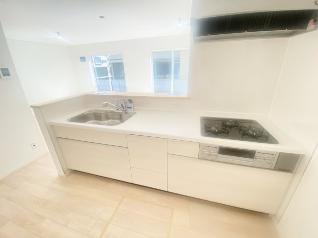 『八王子市新築戸建て』八王子大楽寺町147-5【仲介手数料無料】　３１期のキッチン|～仲介手数料無料☆八王子ひなた不動産～八王子市大楽寺町　新築戸建て