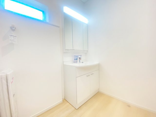 『八王子市新築戸建て』八王子大楽寺町147-5【仲介手数料無料】　３１期の独立洗面台|～仲介手数料無料☆八王子ひなた不動産～八王子市大楽寺町　新築戸建て