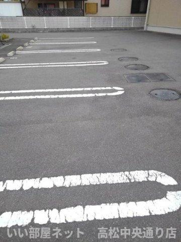 【駐車場】 | フィオーレ　Ａ