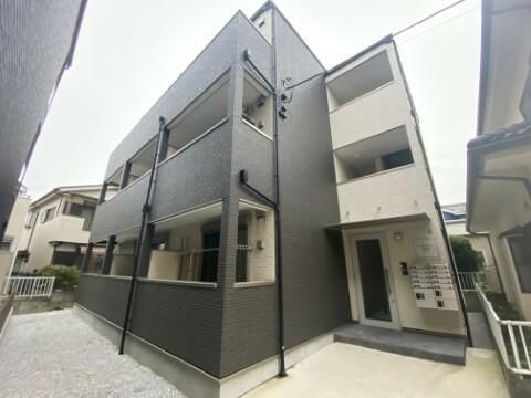 ジーメゾン大宮日進イーストの外観