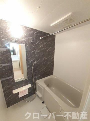 クラール土器西Ｂの浴室