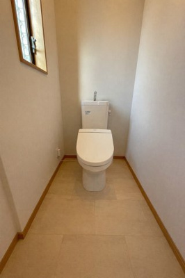 【トイレ】 | 神領１丁目 | プライベート空間として機能や内装にこだわった、優しい雰囲気のトイレはリラックス空間へ。