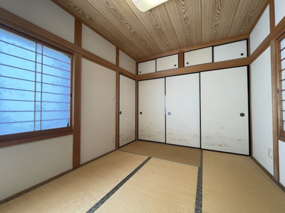 【和室】 | 神領１丁目 | ２階和室
日本で生まれた世界に誇る文化の一つ、和み室がある幸せを満喫して頂けます。