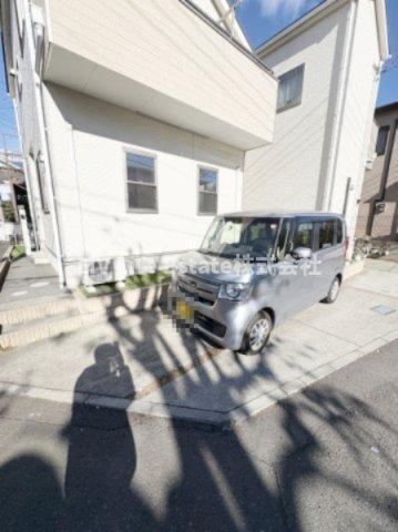 西東京市ひばりが丘４丁目貸家の駐車場