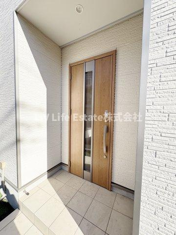西東京市ひばりが丘４丁目貸家のエントランス