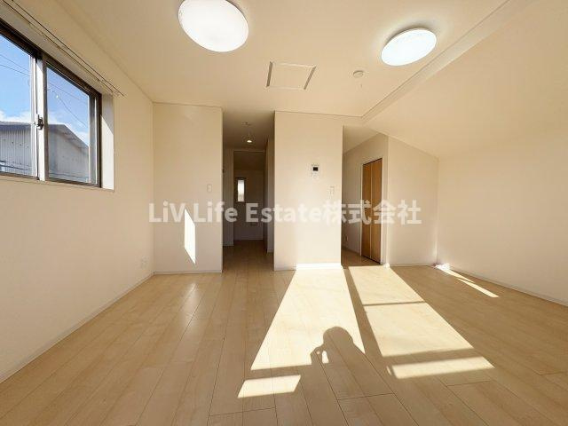 西東京市ひばりが丘４丁目貸家の居間・リビング