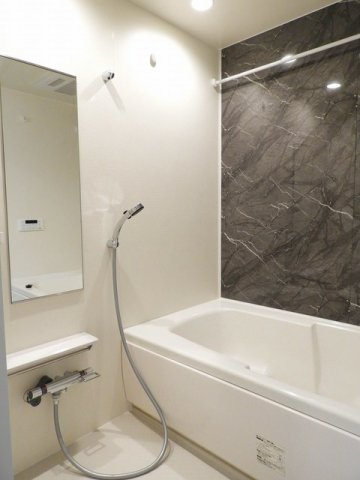 カーサ　ルーナの浴室