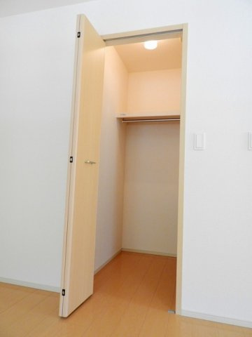 フォレスト　光　Ⅰの収納