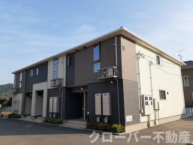 サン　ルミエール３の外観