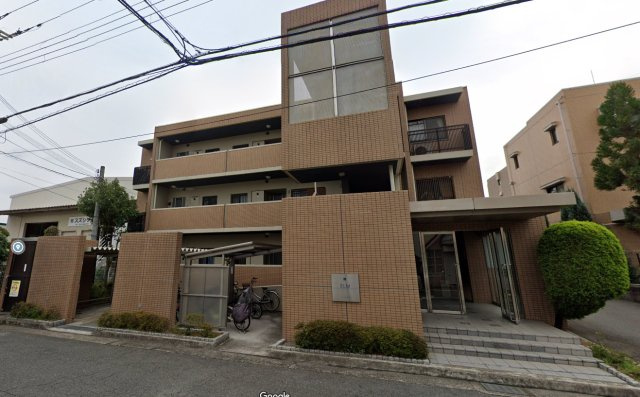 エルム摂津の外観