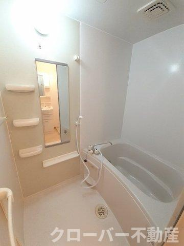 サンハローＤの浴室