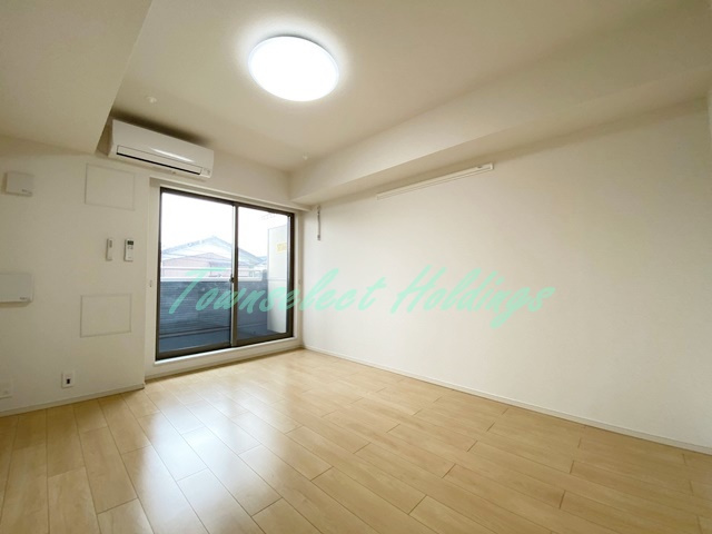 ラピュタテラスAの居間・リビング