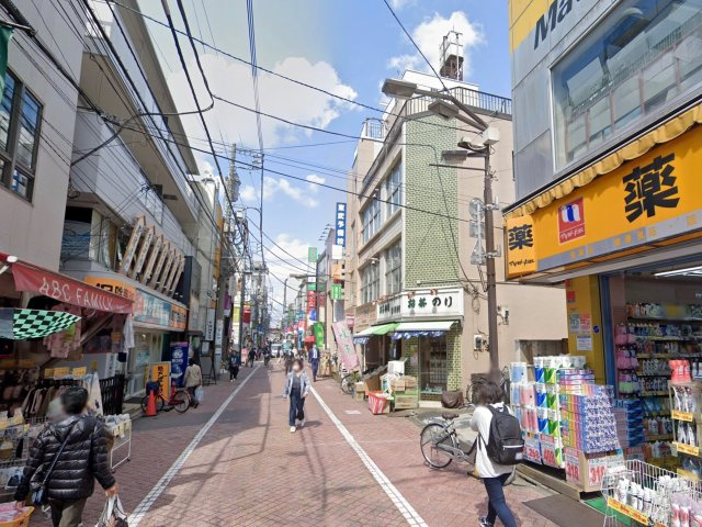 若葉ビルの周辺