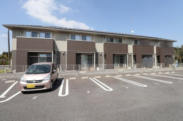 ファミリアつくばの外観