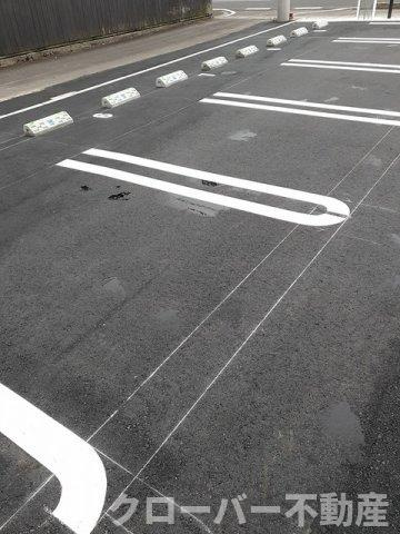 スカイメゾンの駐車場