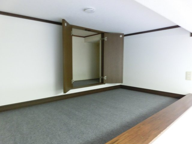フェアリー一ツ橋のその他|ロフト収納