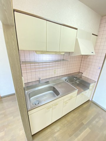 【キッチン】 | ※仕様が異なる場合が御座います