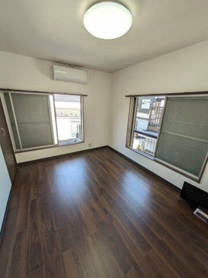 【洋室】 | 神大寺アパート