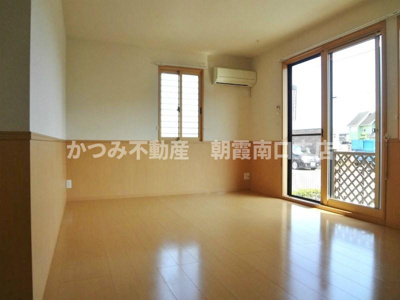 【居間・リビング】 | フレスカⅢ（D-ROOM） | ※他号室参考写真