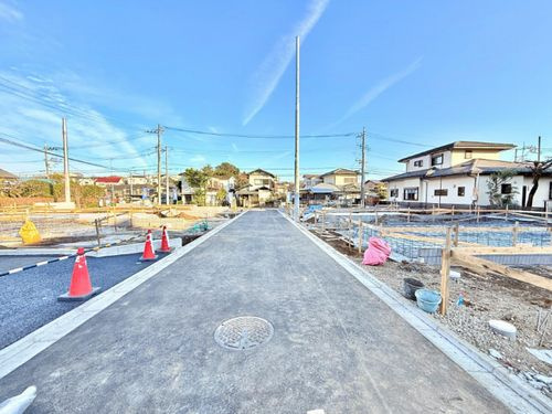 【前面道路含む現地写真】 | 【仲介手数料０円】相模原市南区新戸　新築一戸建て　全9棟 | 相模原市南区新戸　新築一戸建て　全9棟