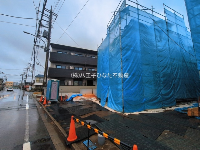 『八王子市新築戸建て』八王子市北野町537-6【仲介手数料無料】　６期の前面道路含む現地写真|～仲介手数料無料☆八王子ひなた不動産～八王子市北野町　新築戸建て