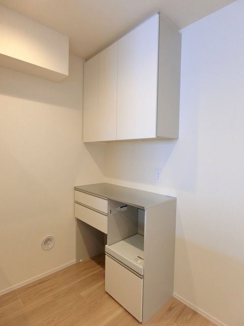 へーベルメゾン元町の収納|★食器棚付き★