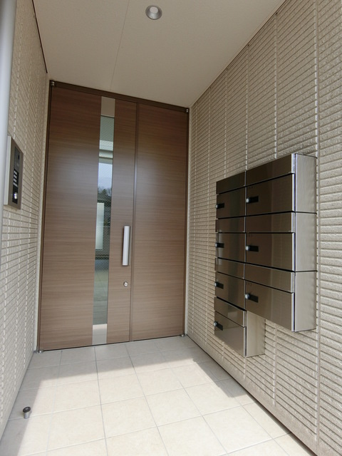 へーベルメゾン元町のエントランス|★エントランス・オートロック完備★