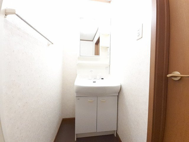 クレストール真美の洗面所