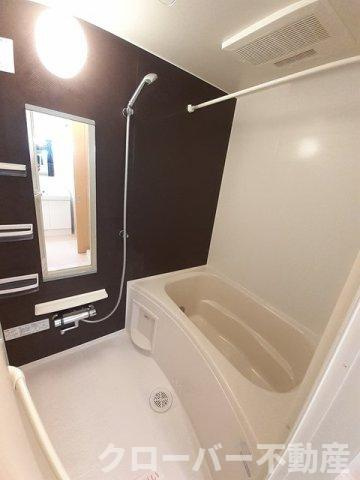 ネオリリーＢの浴室