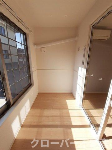 ネオリリーＢのバルコニー