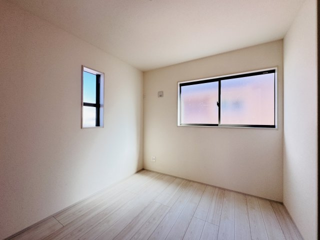 柏市しいの木台４丁目新築戸建【高柳西小学校：6分】の子供部屋|6帖洋室