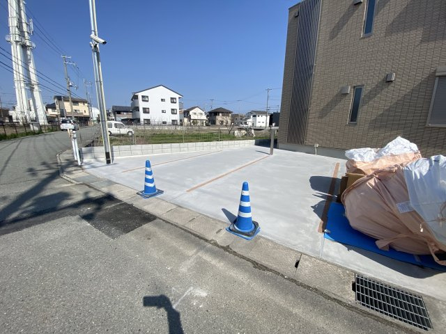 カーサリヴァージュⅡの駐車場