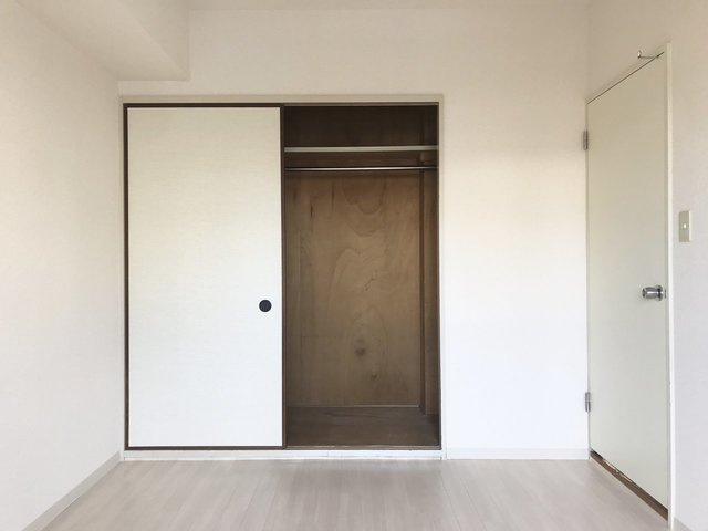 スクエア西部の収納