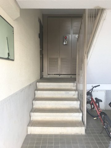 スクエア西部のその他|建物入り口です