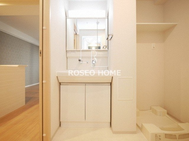 ハイデンス梅ヶ枝の洗面所