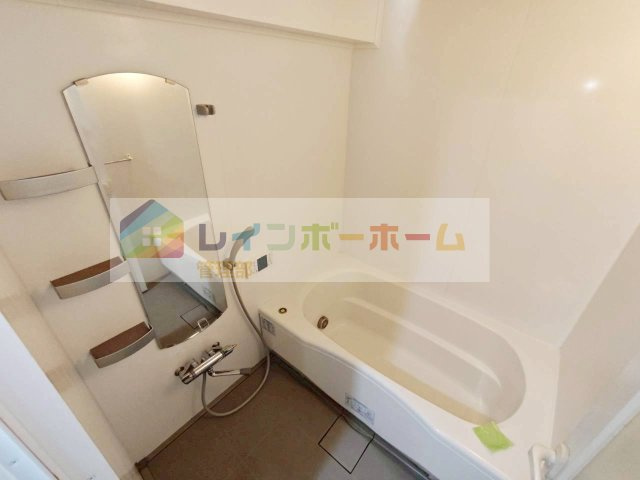 コープ野村志木の浴室