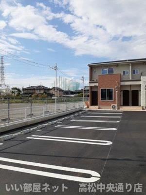 【駐車場】 | ルーベル久米Ｂ