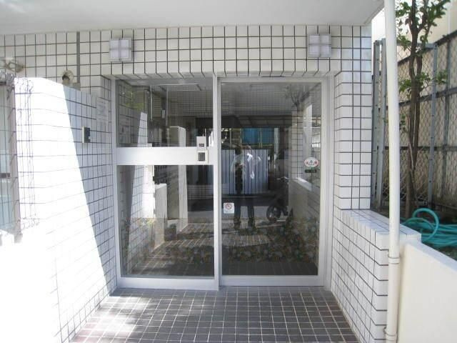 トップ早稲田のエントランス