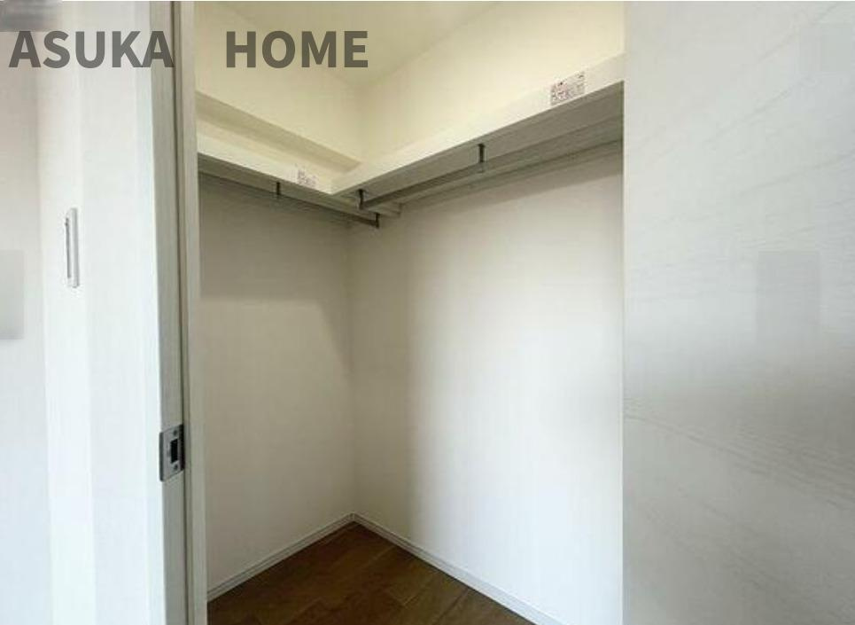 グランシティ横濱保土ヶ谷の収納|ウォークインクローゼットが付いています。