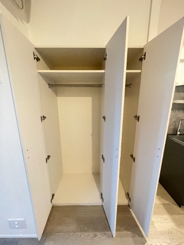 新品家具付きマンション月島12(KaGood東京)の収納|たっぷりとした収納スペースです