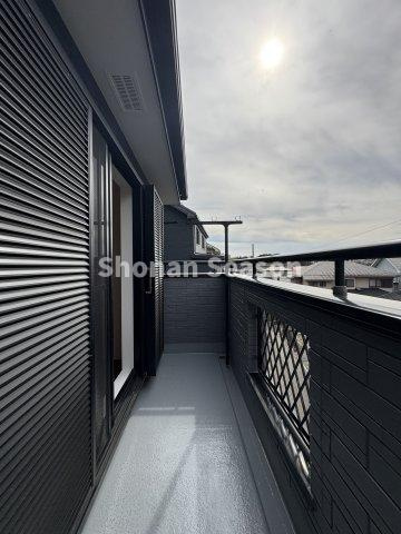 【バルコニー】 | 洗濯物・お布団が気持ち良く乾くバルコニーです♪