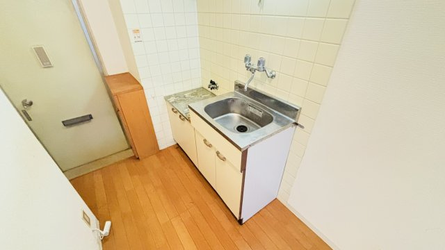 筑紫野市紫１丁目のアパートのキッチン