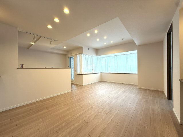 パルク宮の沢イーストの居間・リビング